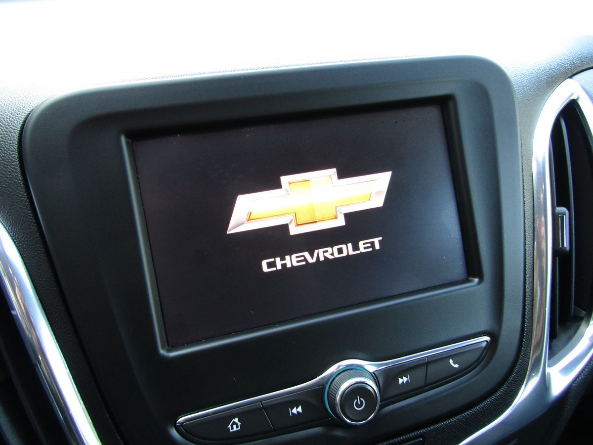 2023 Chevrolet Equinox LT photo 13