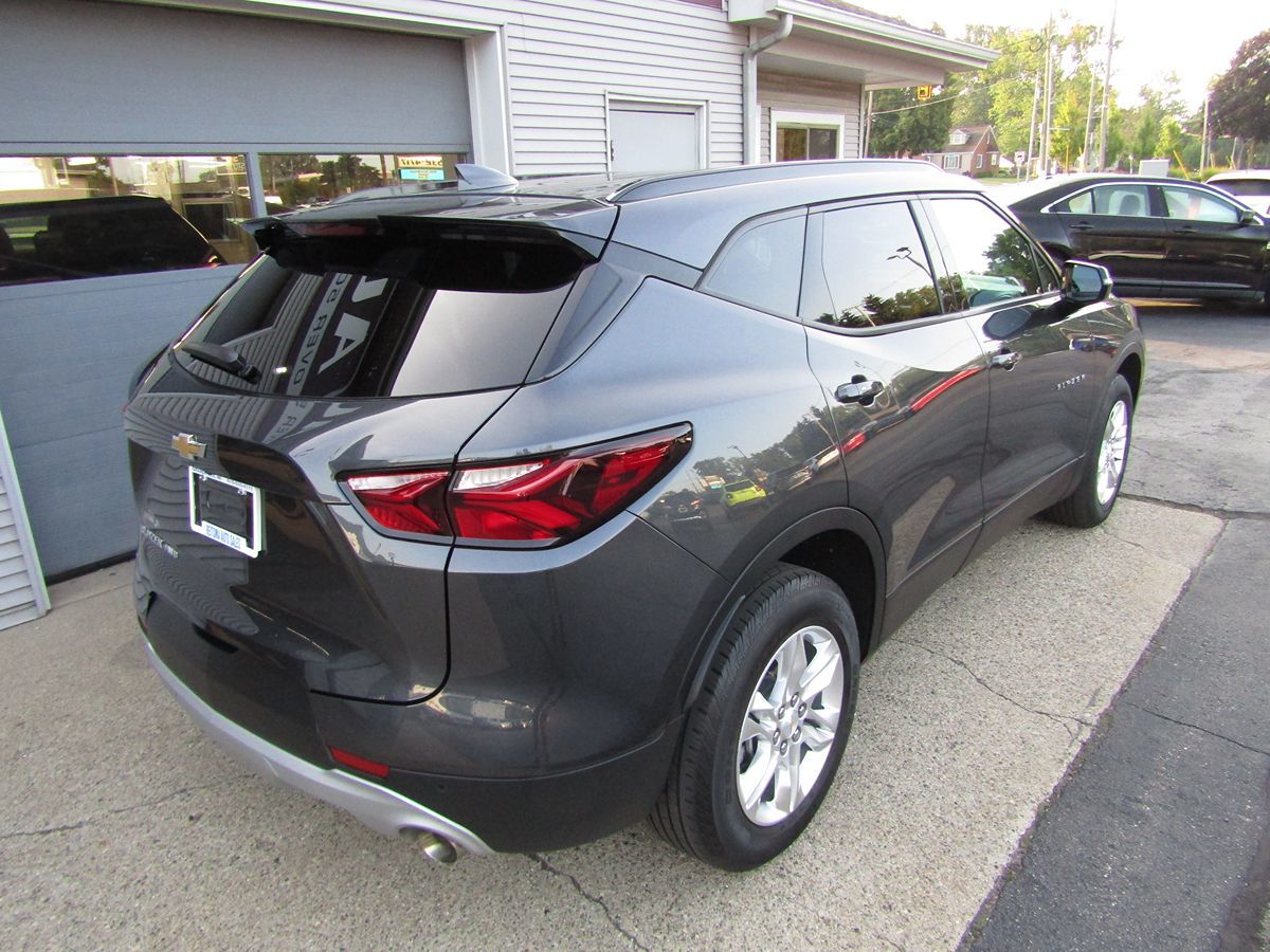 2022 Chevrolet Blazer 2LT photo 3