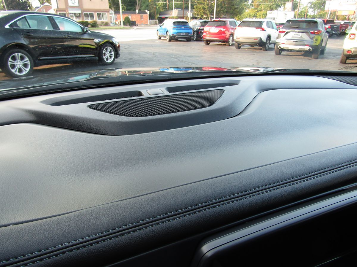 2022 Chevrolet Blazer 2LT photo 12