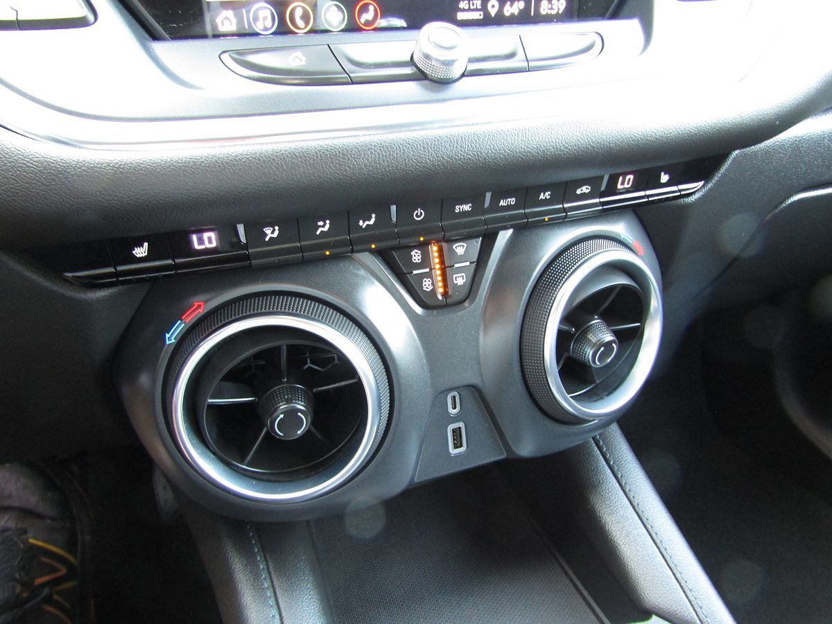 2022 Chevrolet Blazer 2LT photo 19