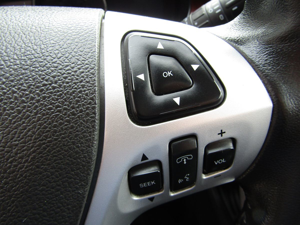 2013 Ford Edge Limited photo 6