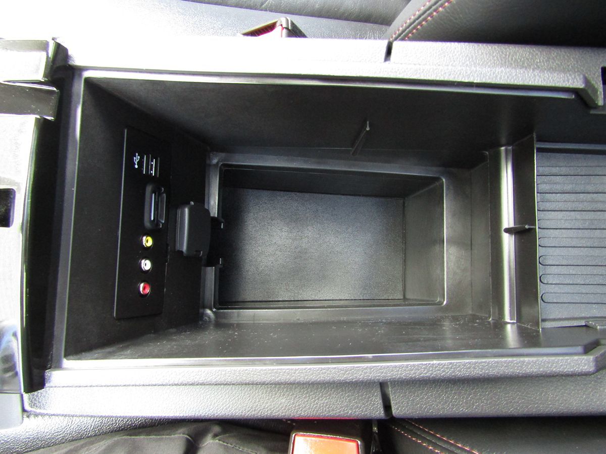 2013 Ford Edge Limited photo 17
