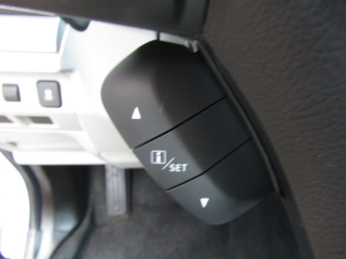 2014 Subaru Forester 2.5i Premium photo 10