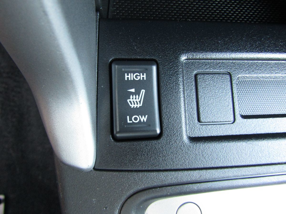 2014 Subaru Forester 2.5i Premium photo 18