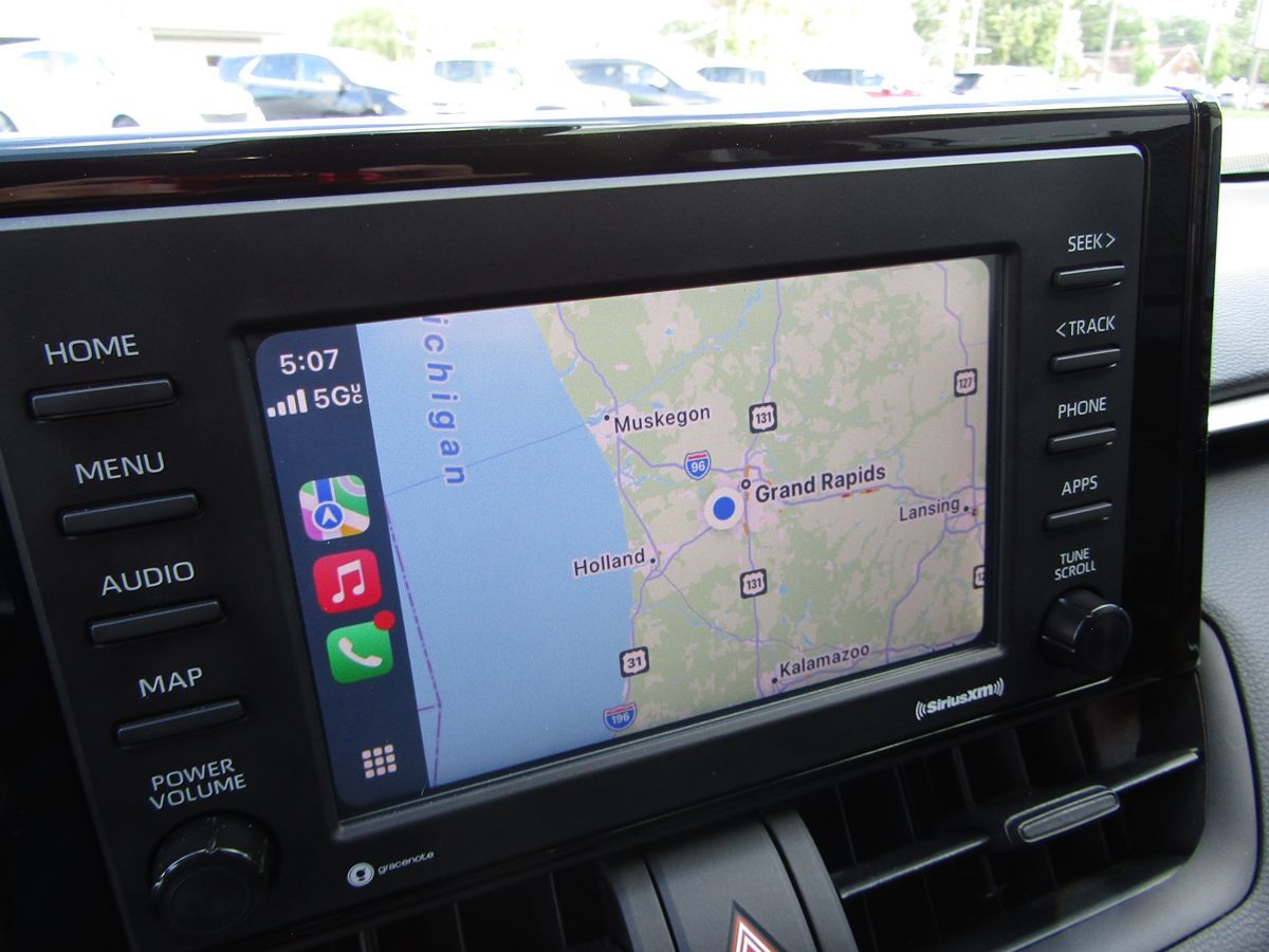 2022 Toyota RAV4 Hybrid LE photo 28