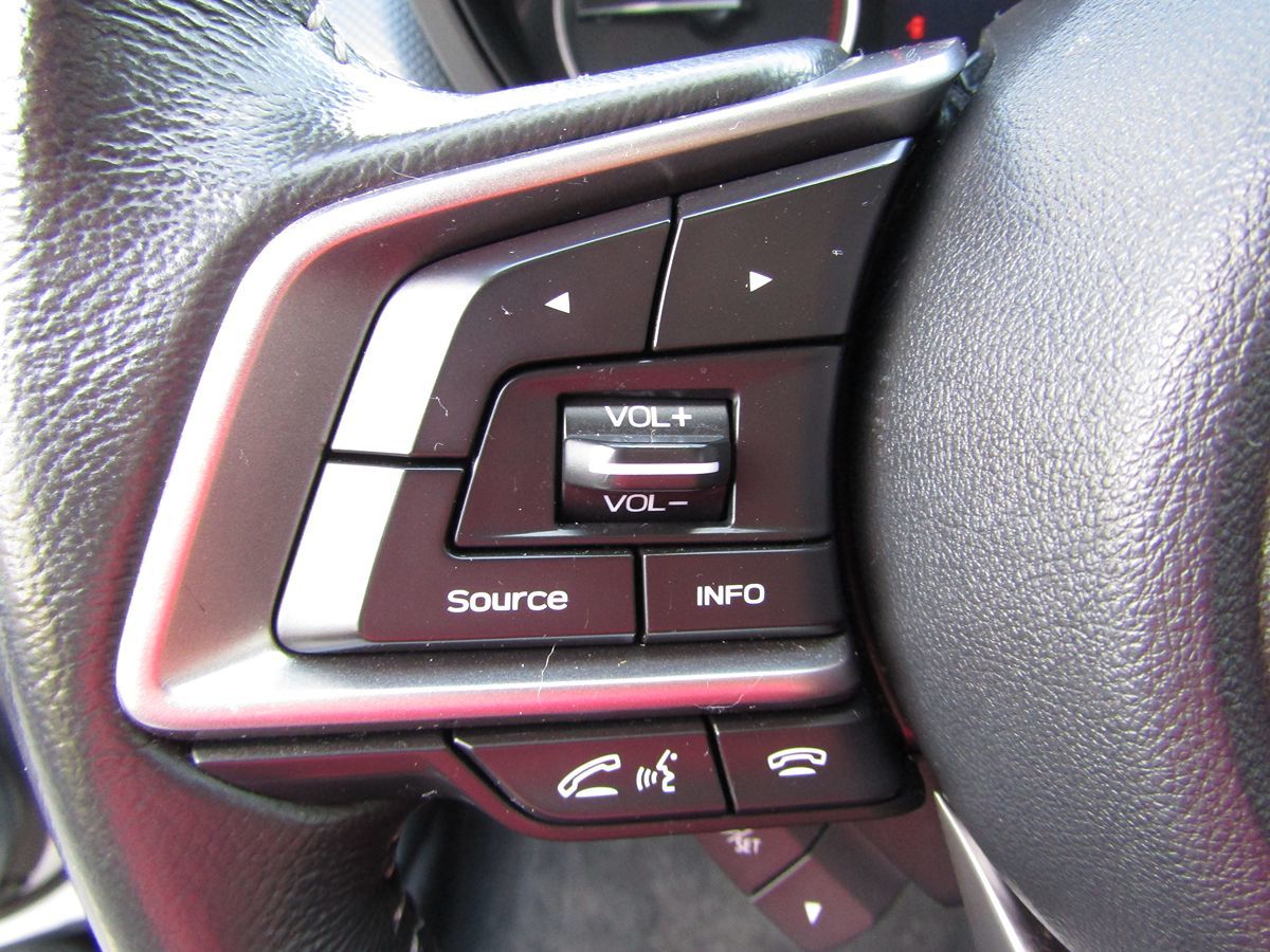 2022 Subaru Forester Premium photo 8