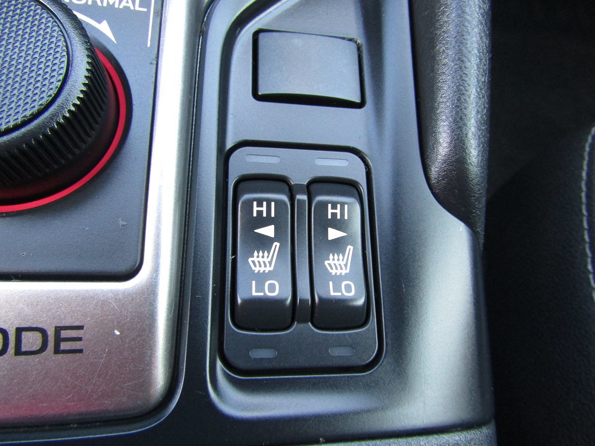 2022 Subaru Forester Premium photo 21