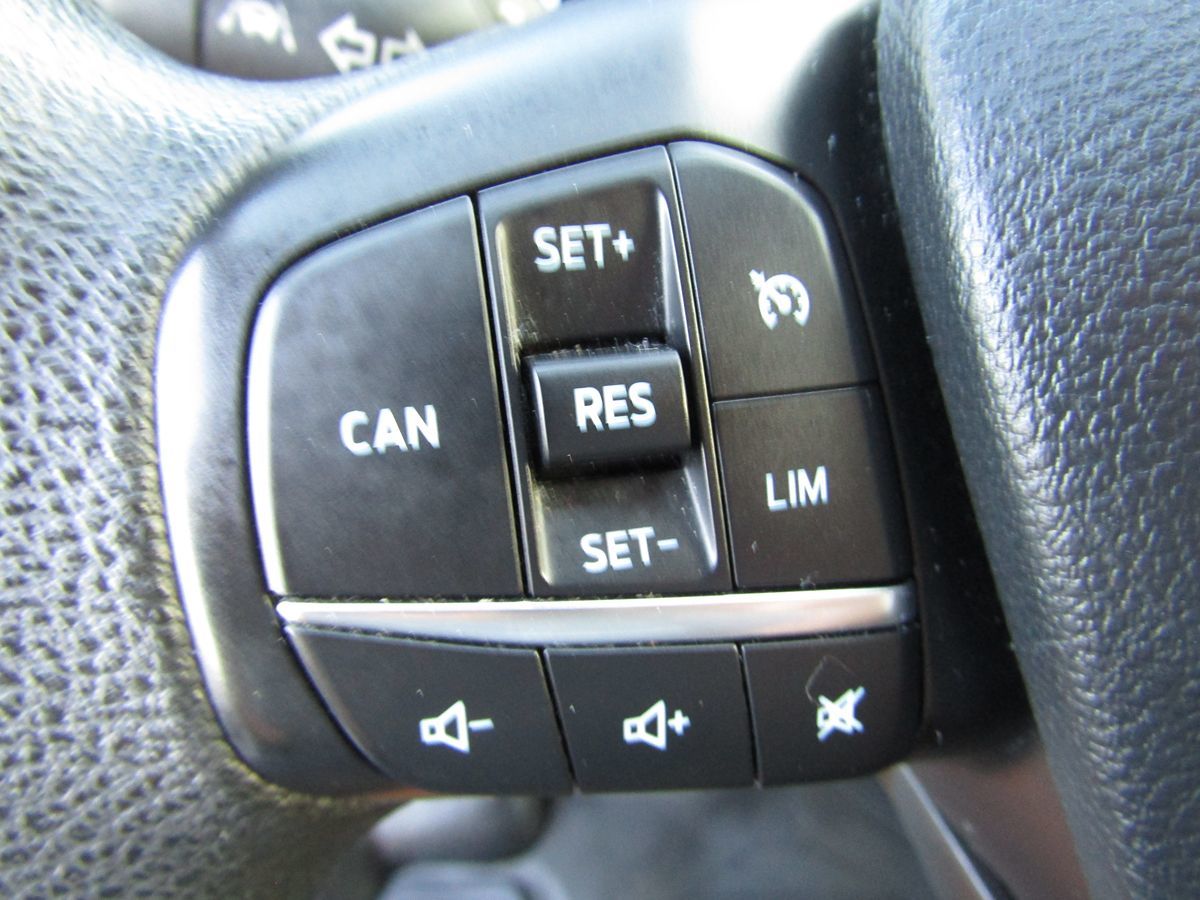 2020 Ford Transit Passenger XL photo 7
