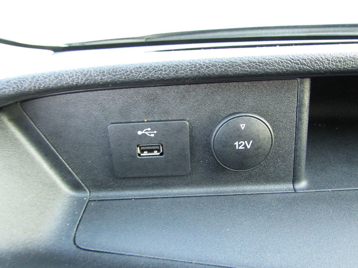 2020 Ford Transit Passenger XL photo 12