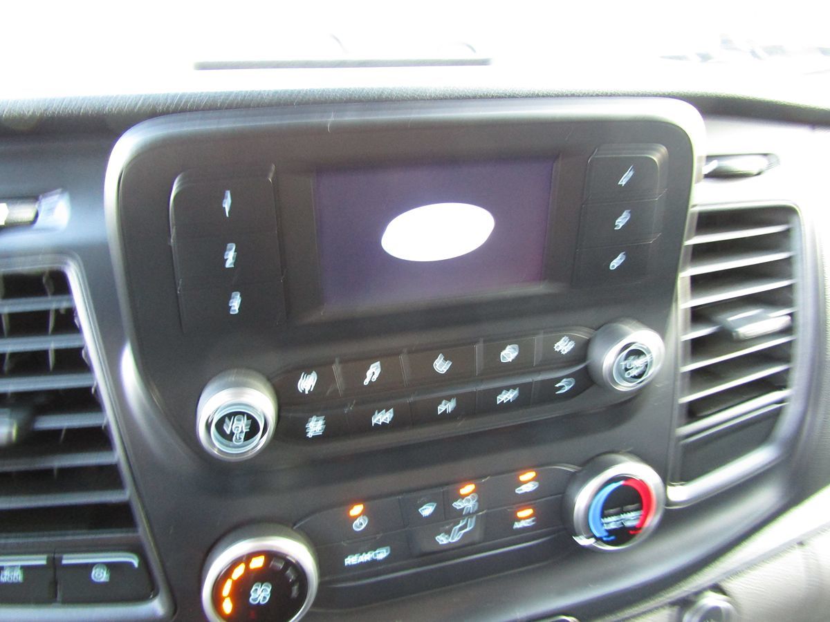 2020 Ford Transit Passenger XL photo 14