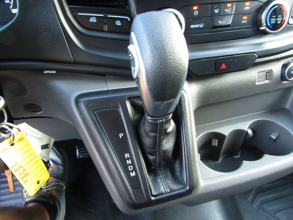 2020 Ford Transit Passenger XL photo 18