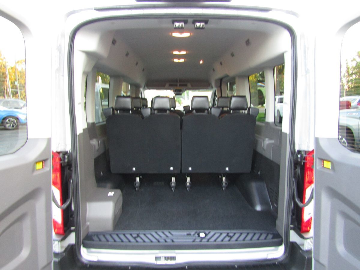 2020 Ford Transit Passenger XL photo 24