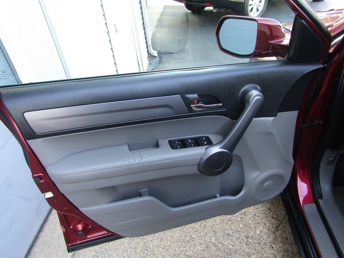 2009 Honda CR-V EX-L photo 23