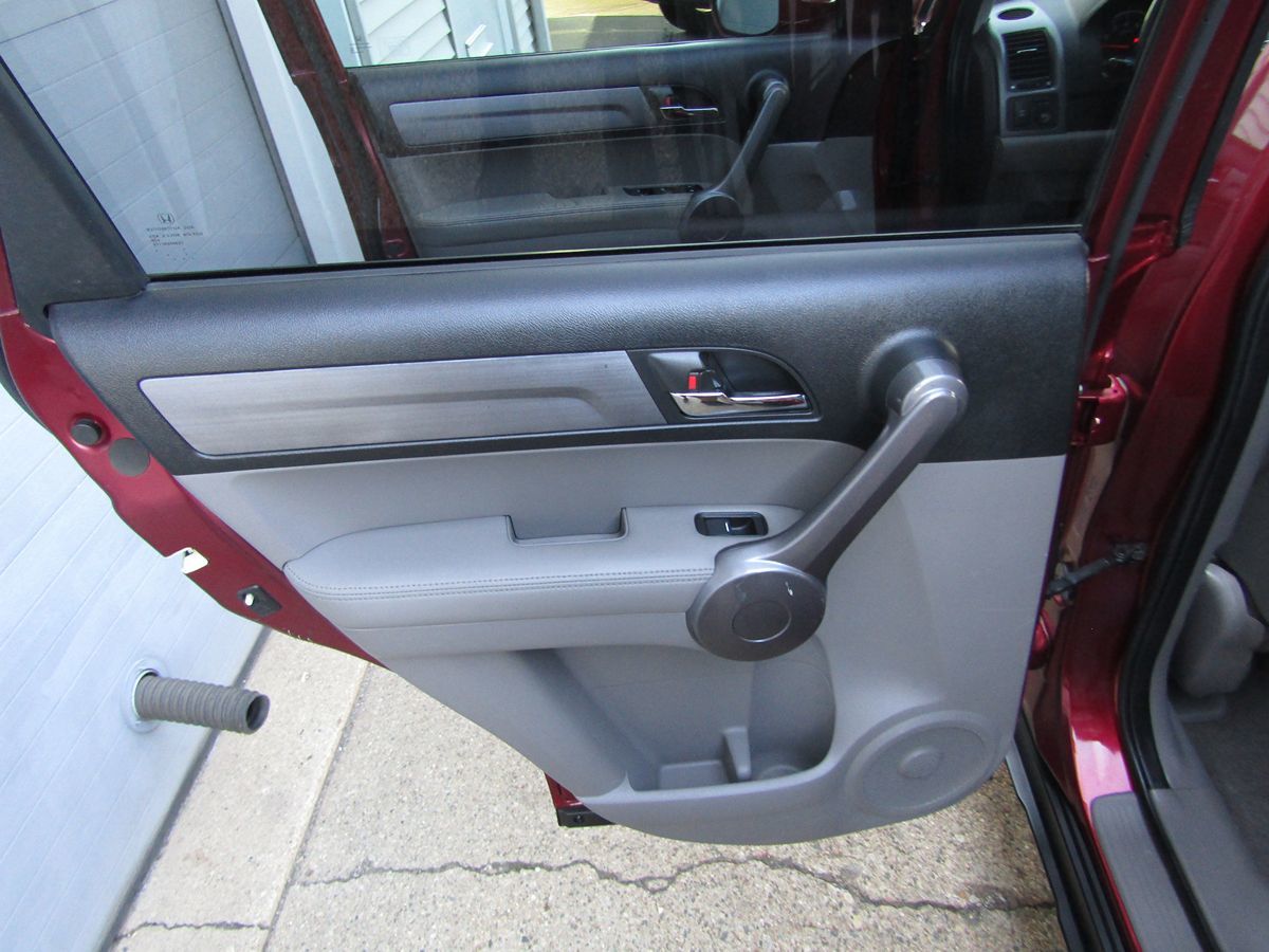 2009 Honda CR-V EX-L photo 24