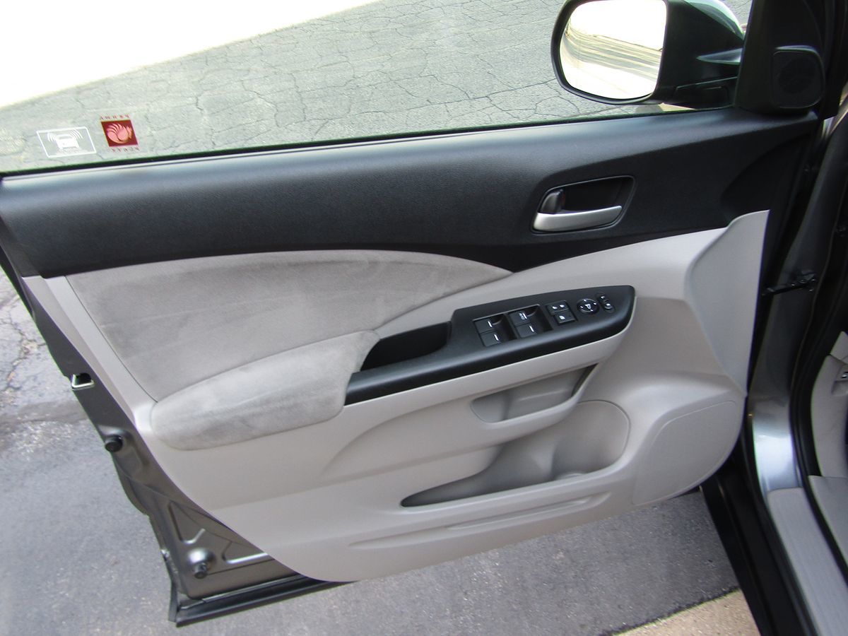 2012 Honda CR-V EX photo 24