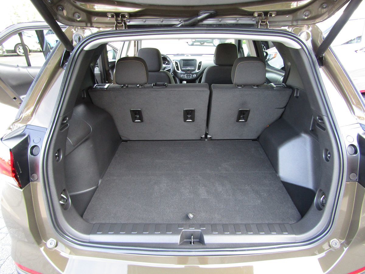 2023 Chevrolet Equinox LT photo 5