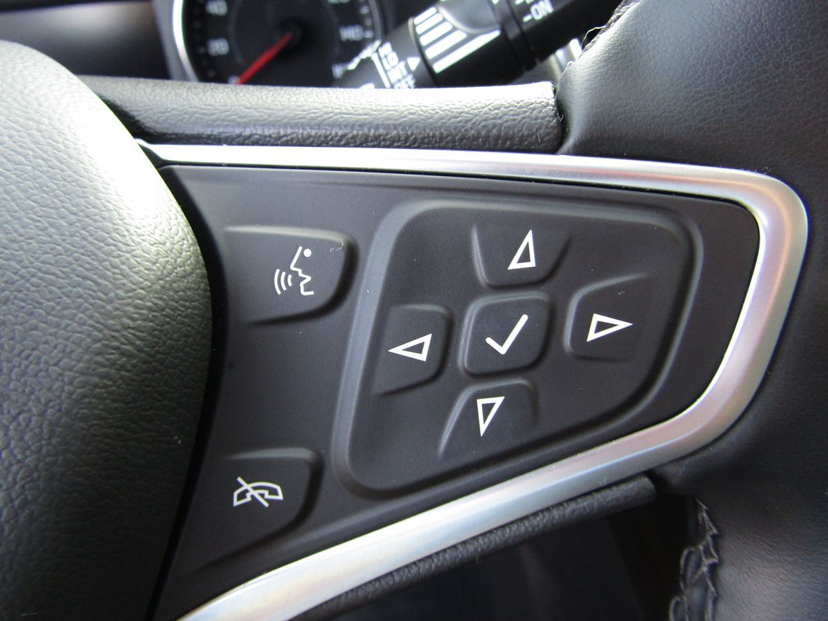 2023 Chevrolet Equinox LT photo 7