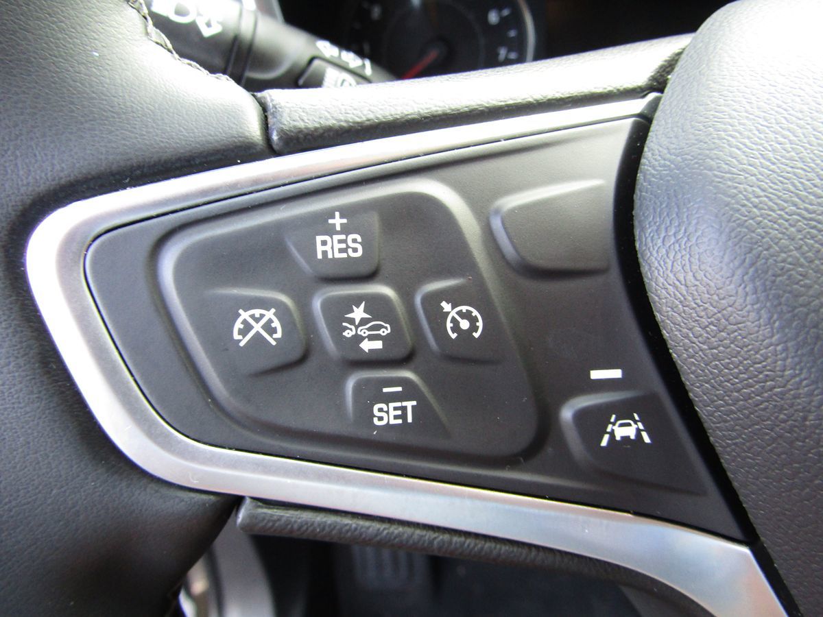 2023 Chevrolet Equinox LT photo 8