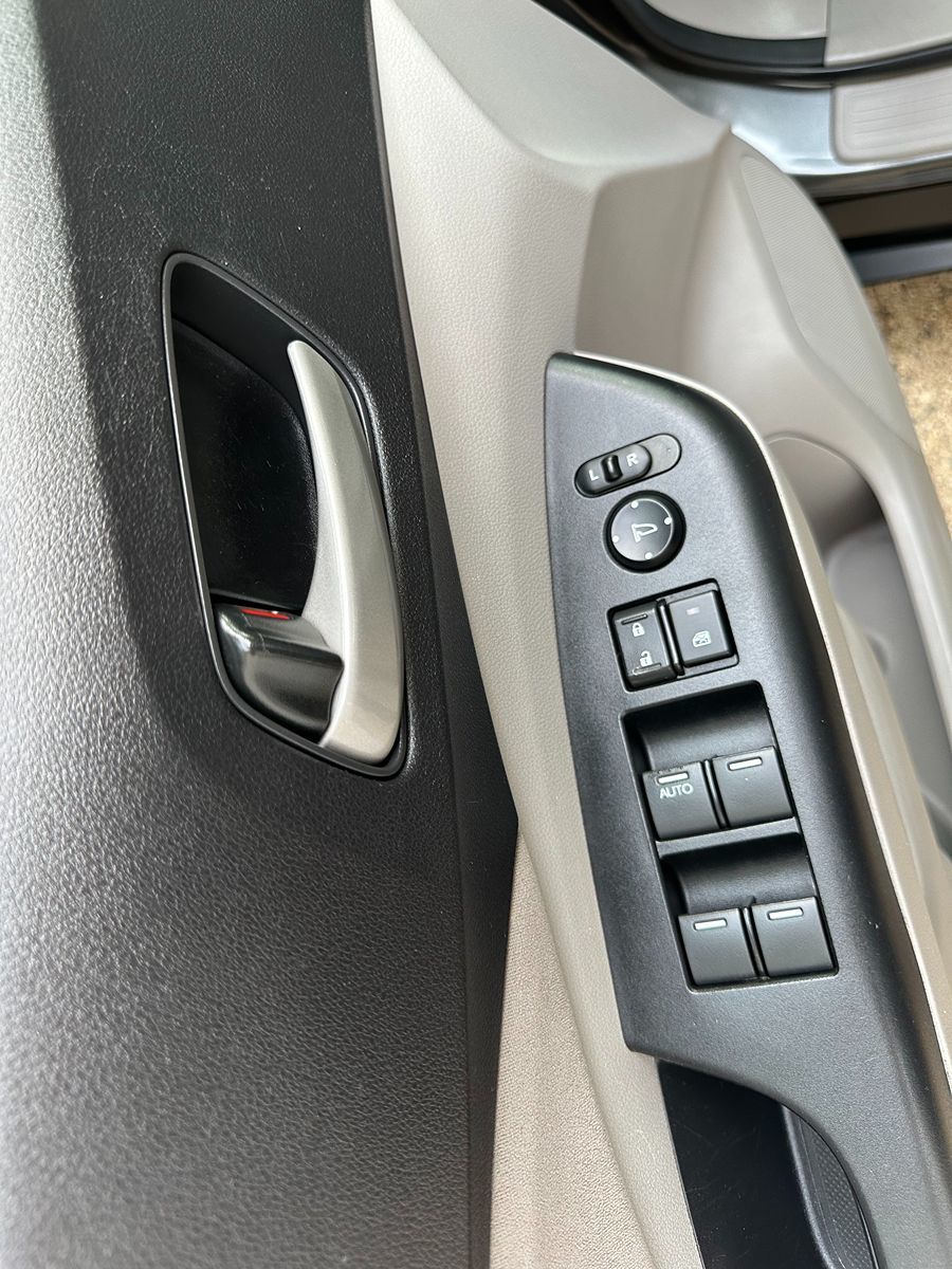 2014 Honda CR-V EX photo 23