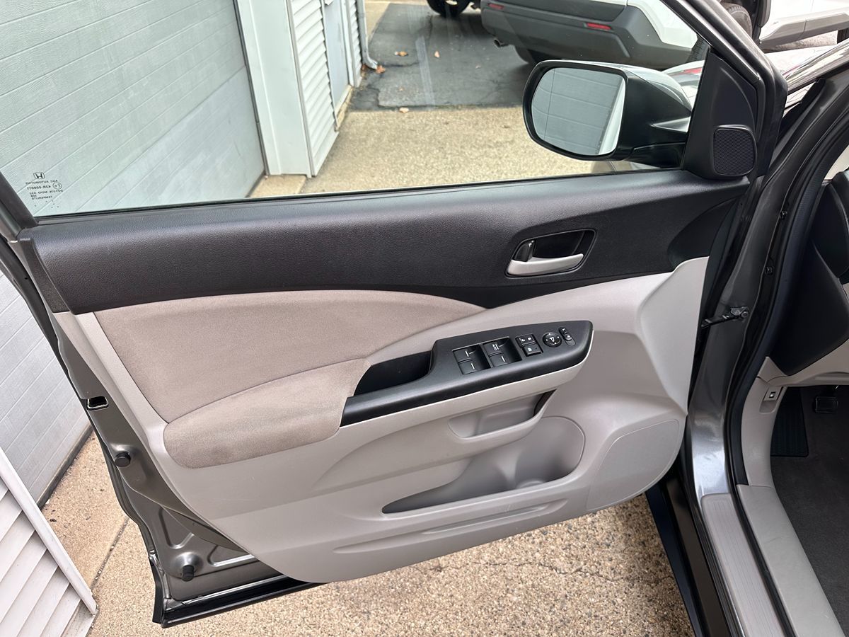 2014 Honda CR-V EX photo 24