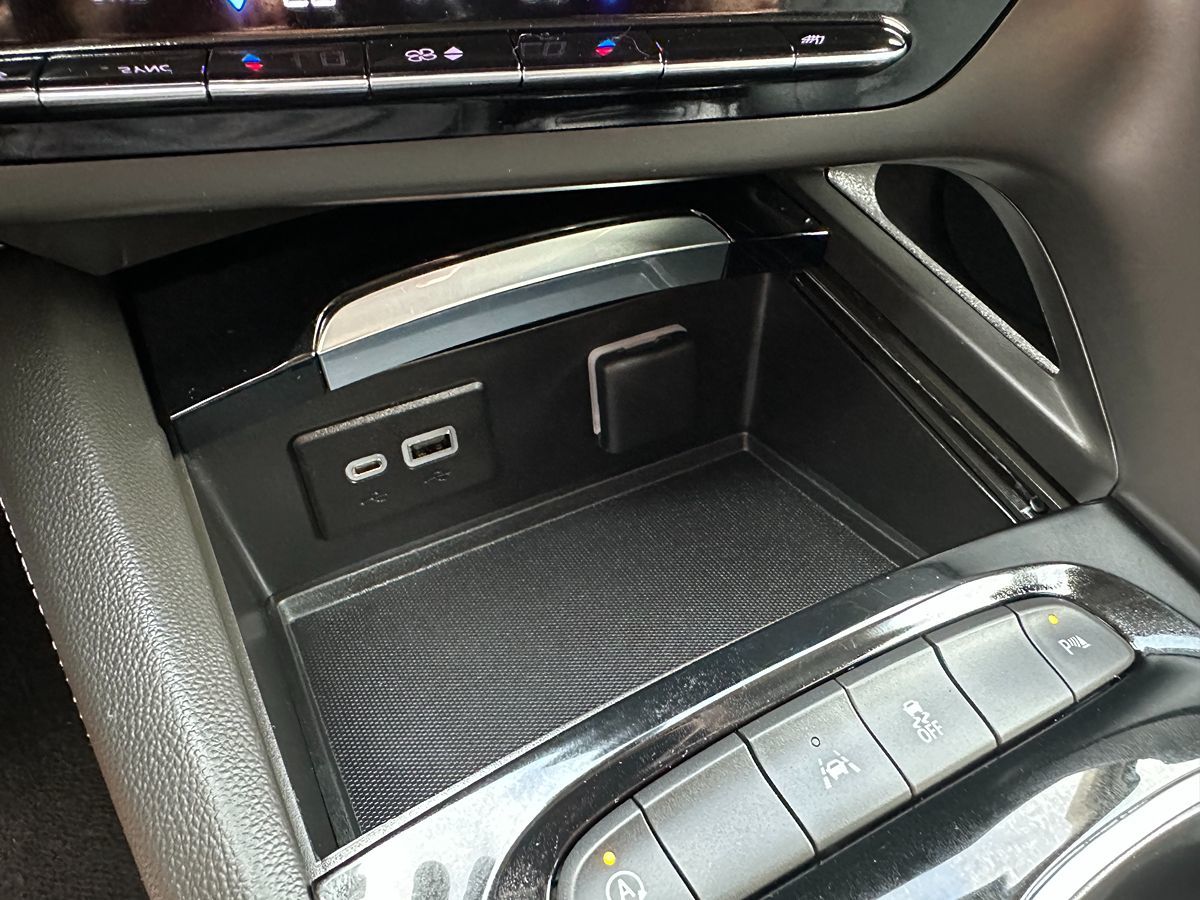 2023 Buick Envision Essence photo 15