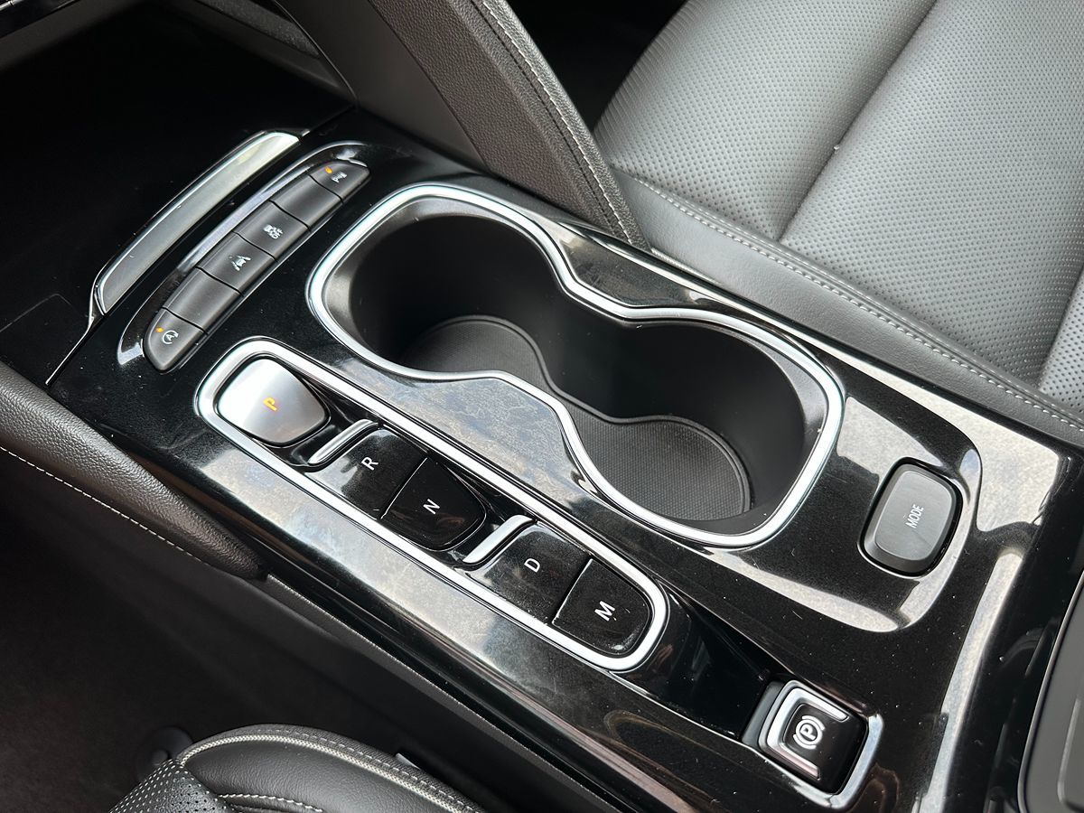 2023 Buick Envision Essence photo 17