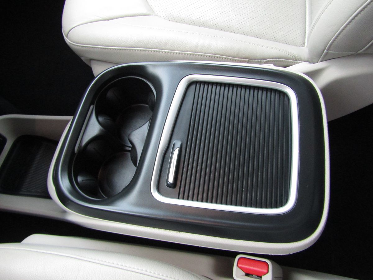 2021 Chrysler Pacifica Hybrid Touring L photo 23