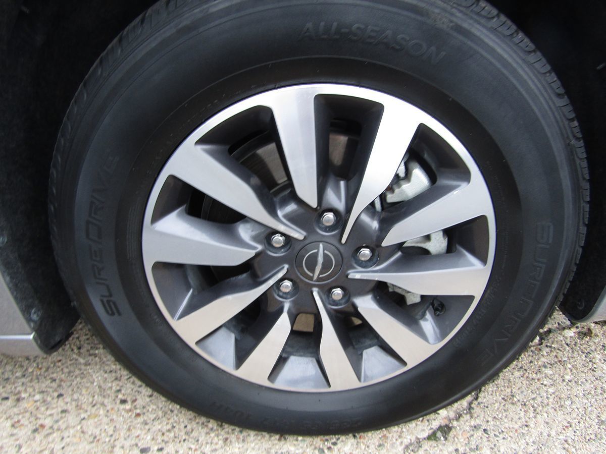 2021 Chrysler Pacifica Hybrid Touring L photo 35