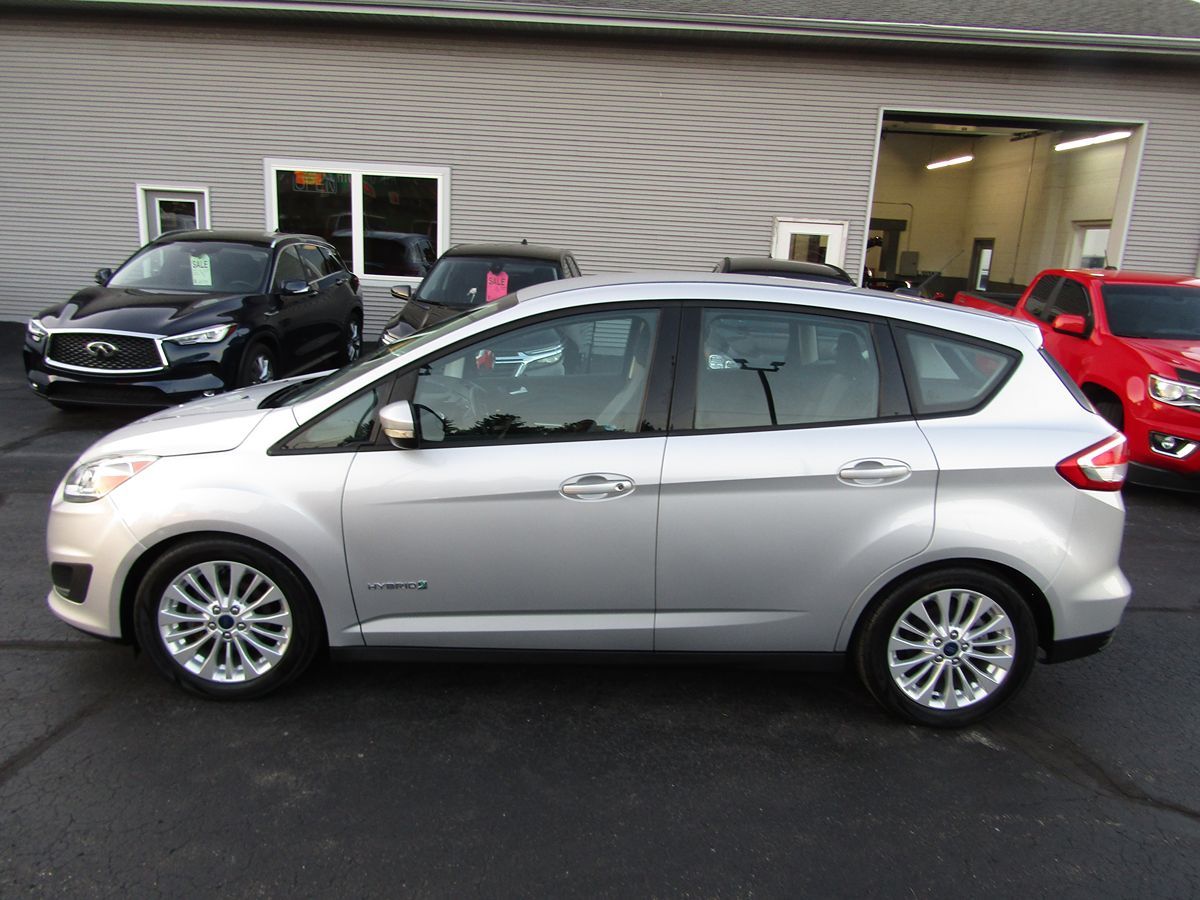 2017 Ford C-Max Hybrid SE photo 2