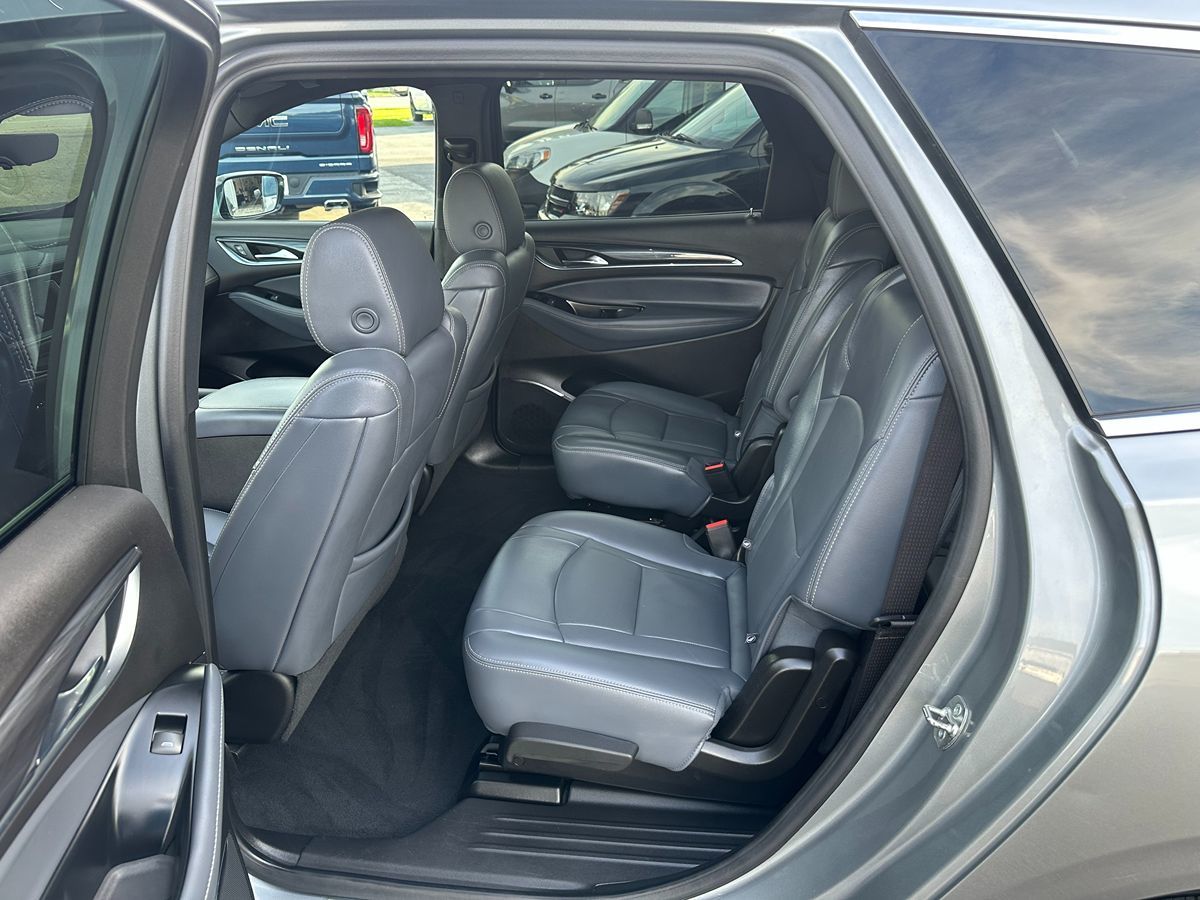 2024 Buick Enclave Premium photo 5
