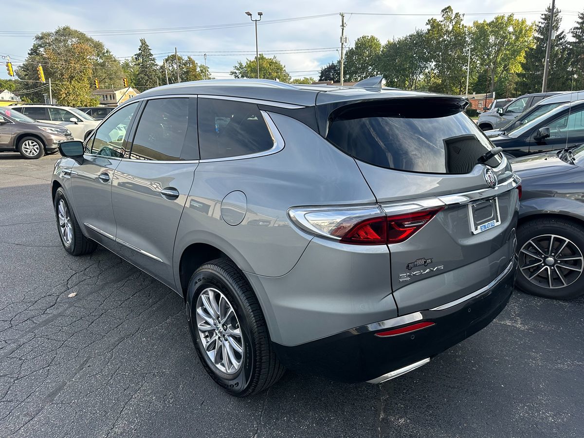 2024 Buick Enclave Premium photo 3