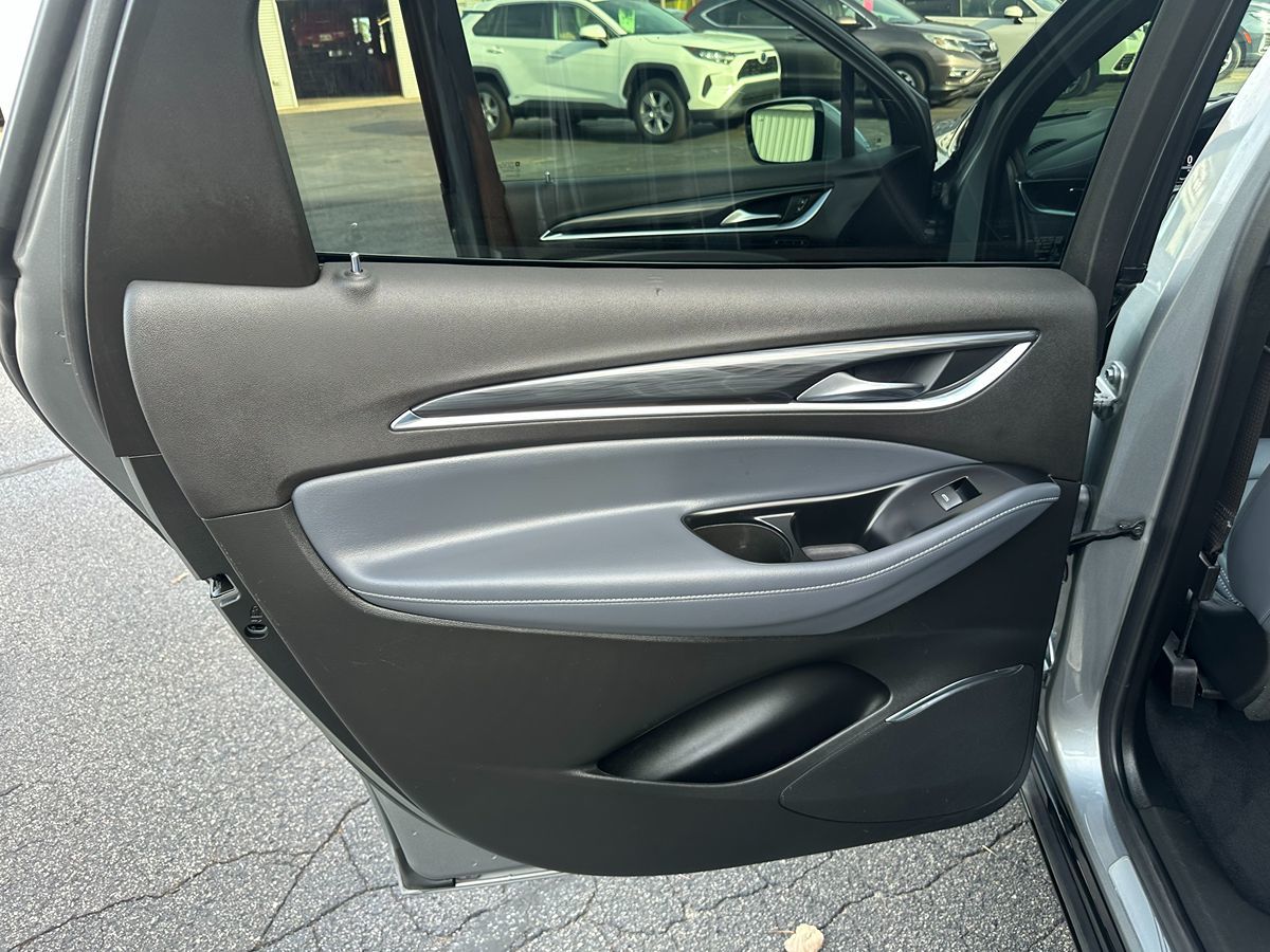 2024 Buick Enclave Premium photo 29