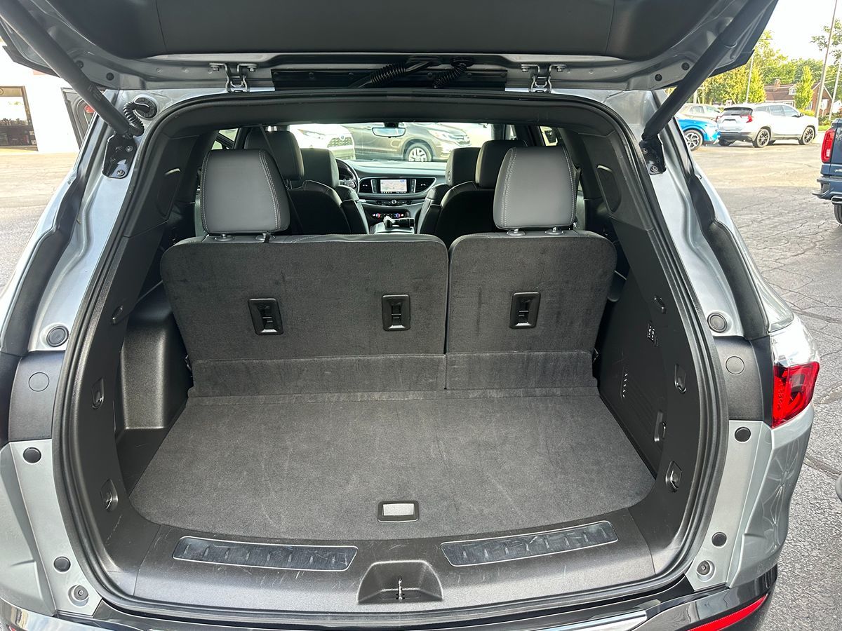 2024 Buick Enclave Premium photo 30