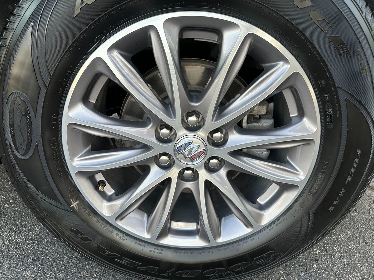2024 Buick Enclave Premium photo 36
