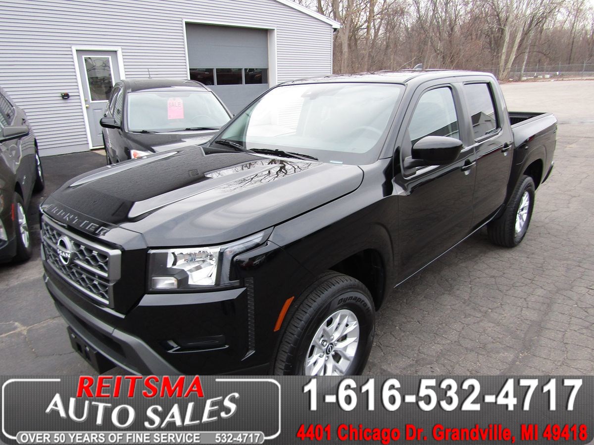2024 Nissan Frontier SV Crew Cab 4X4 SWB's photo