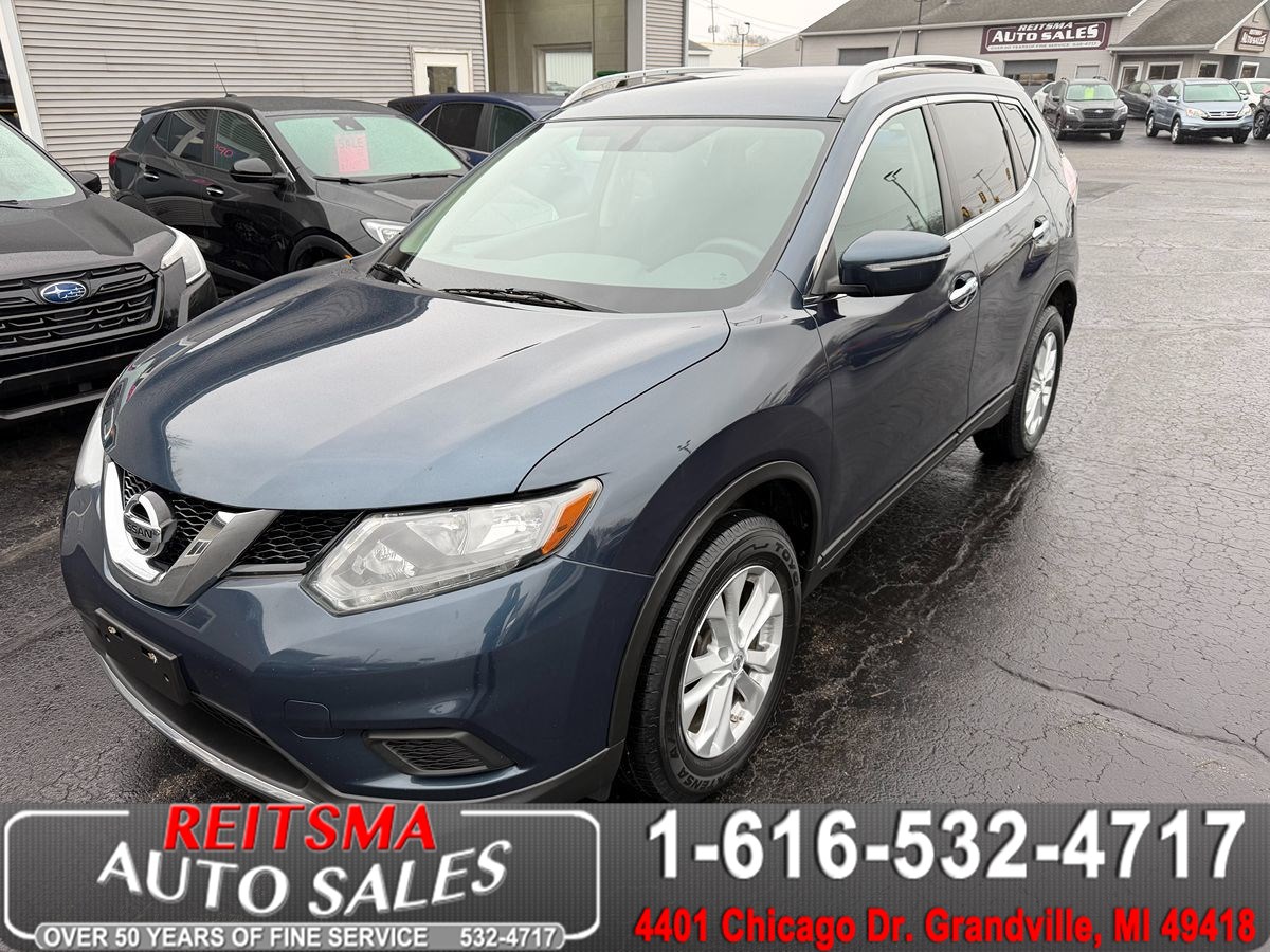 2015 Nissan Rogue SV AWD photo