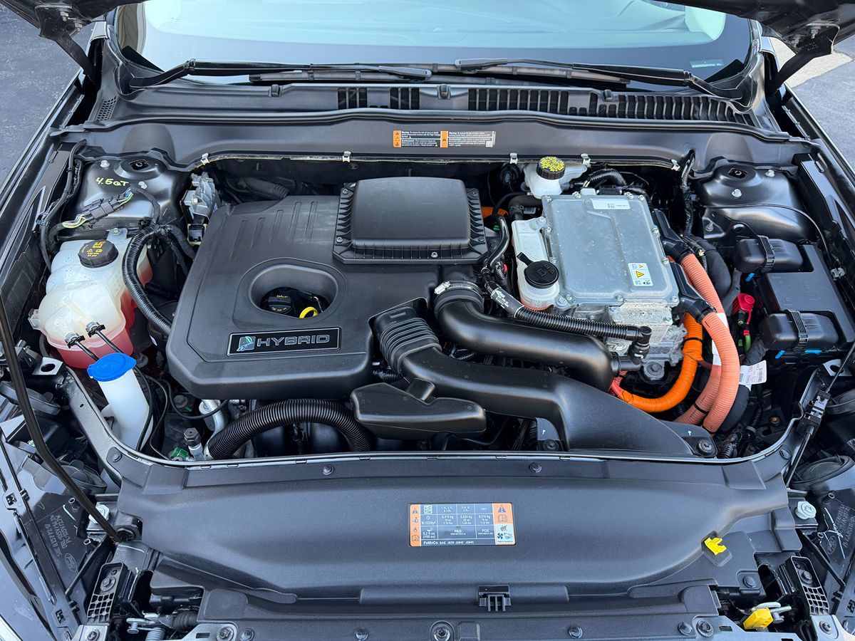 2018 Ford Fusion Hybrid S - Photo 40