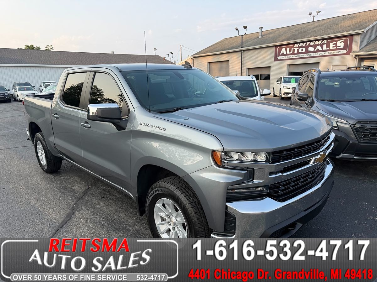 2022 Chevrolet Silverado 1500 LT 4WD photo