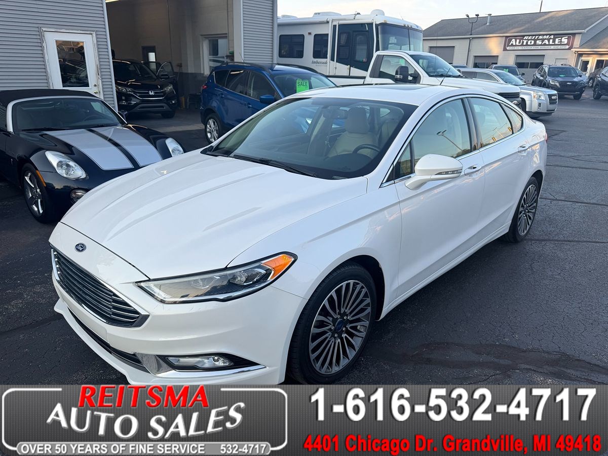 2017 Ford Fusion SE FWD photo