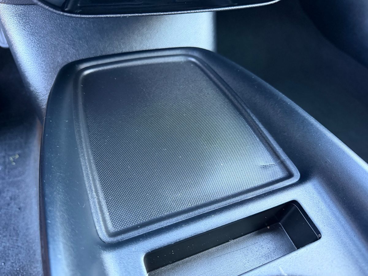 Toyota Prius photo 19