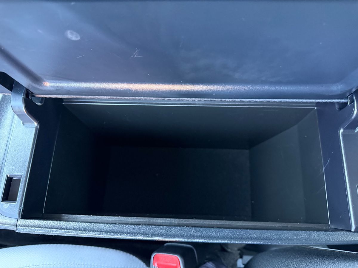 Toyota Prius photo 23
