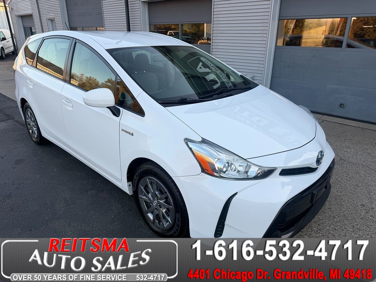2017 Toyota Prius v Two