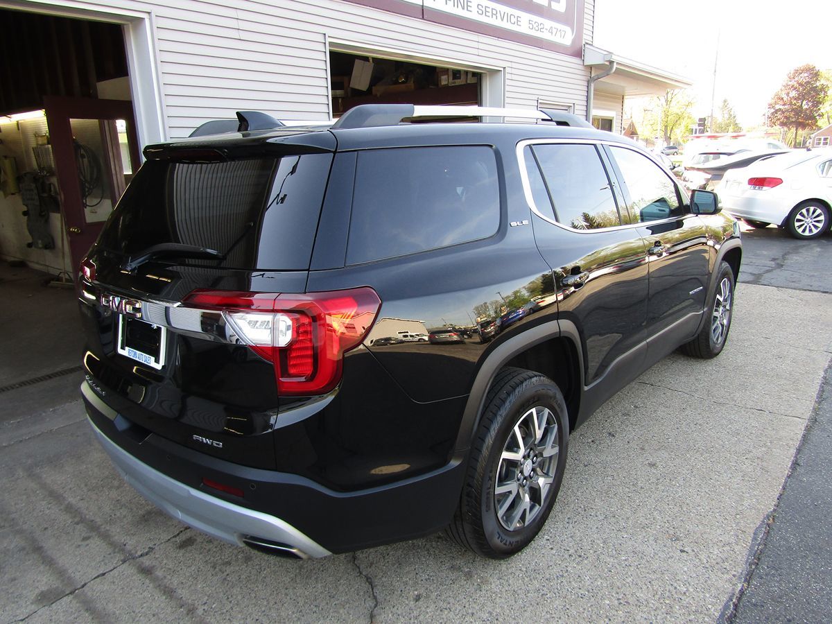 2021 GMC Acadia SLE 3