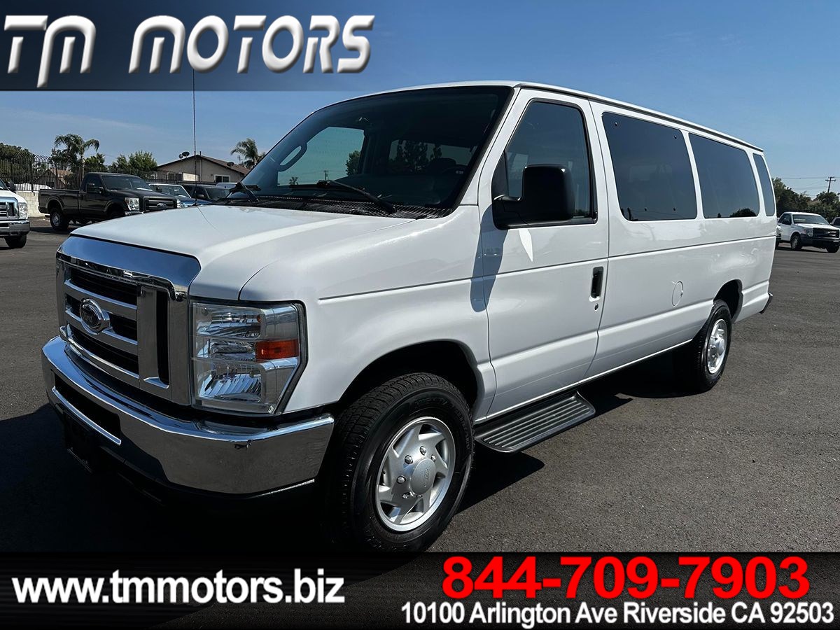 2012 Ford Econoline Wagon Extended Van XLT