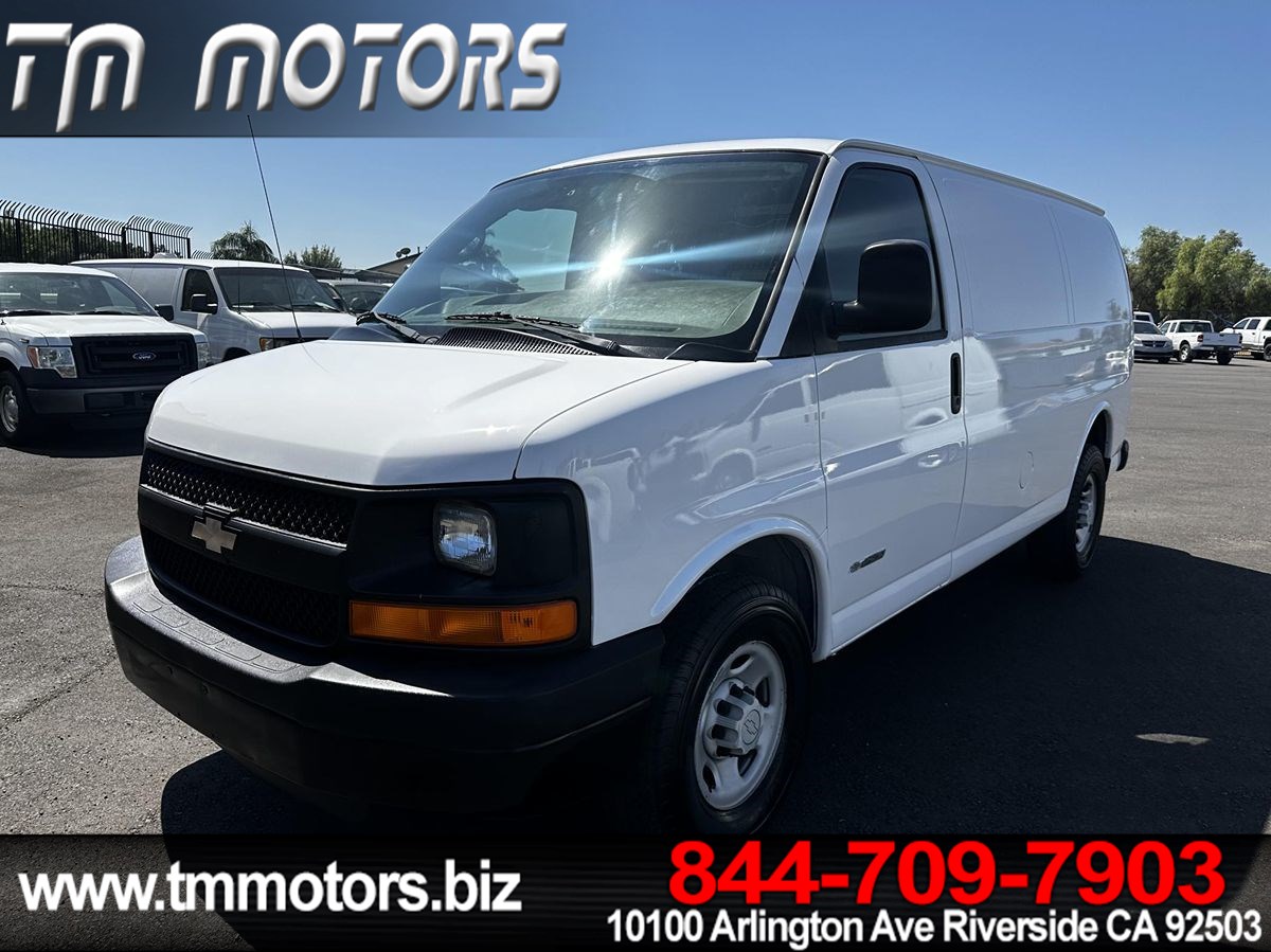 2006 Chevrolet Express Cargo Van G2500