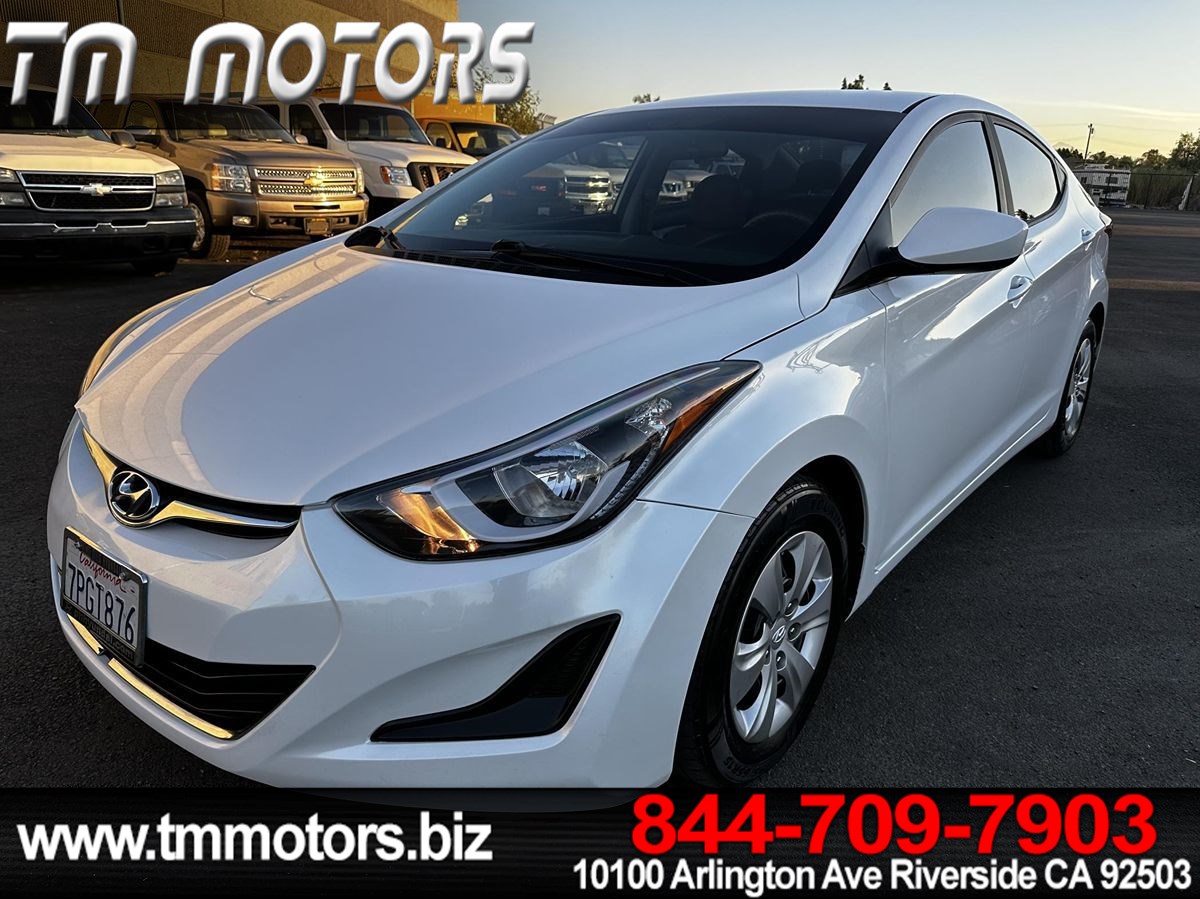 2016 Hyundai Elantra SE