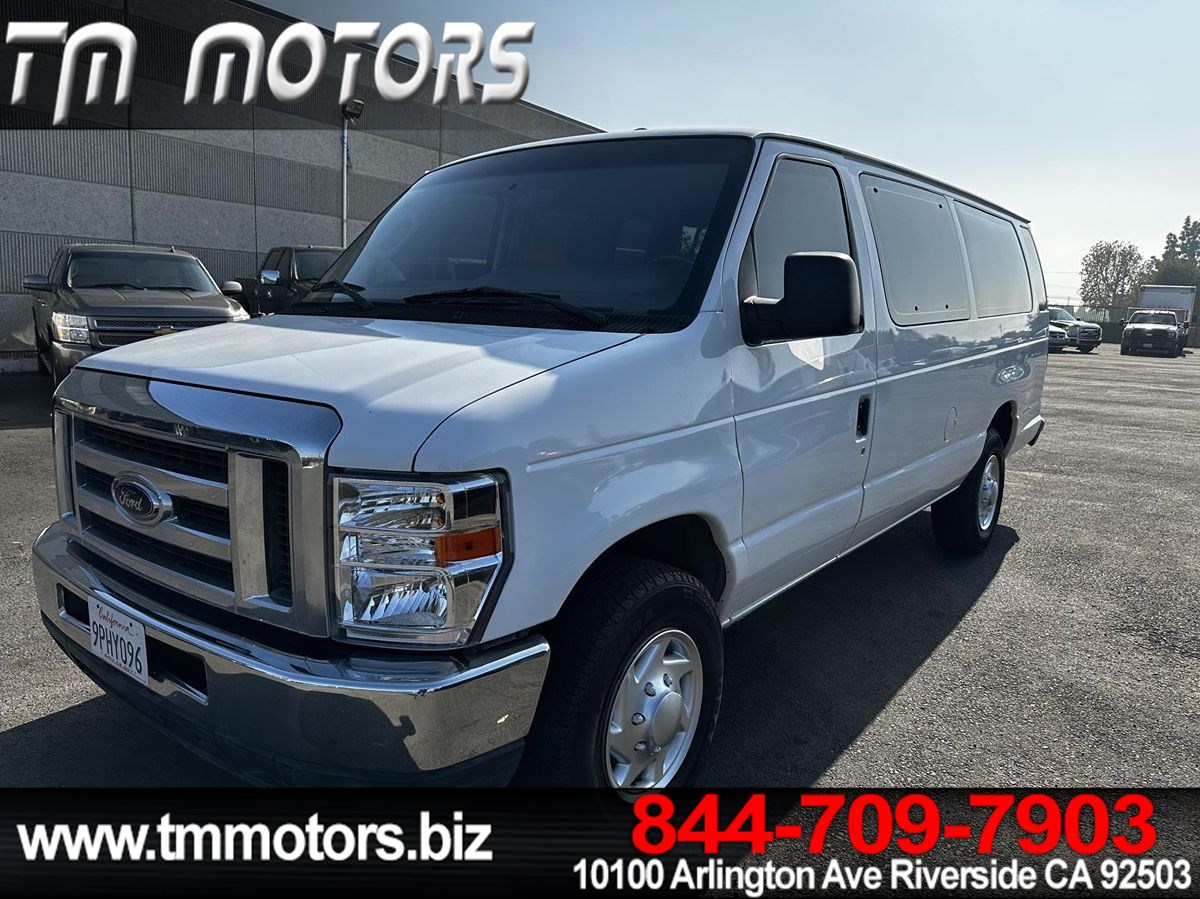 2012 Ford Econoline Wagon E-350 Ext XLT