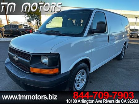 2005 Chevrolet Express Cargo Van G1500