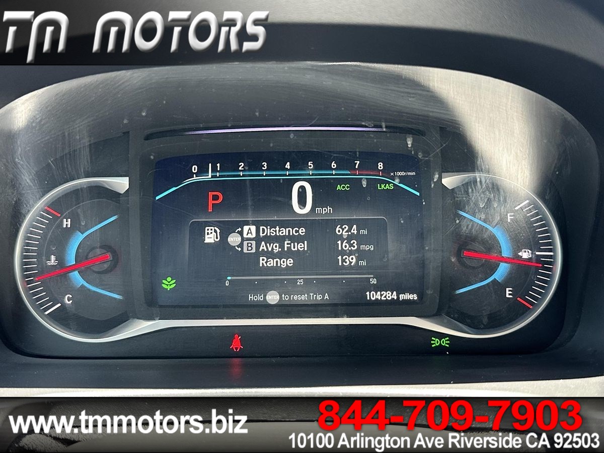 2019 Honda Pilot LX photo 15