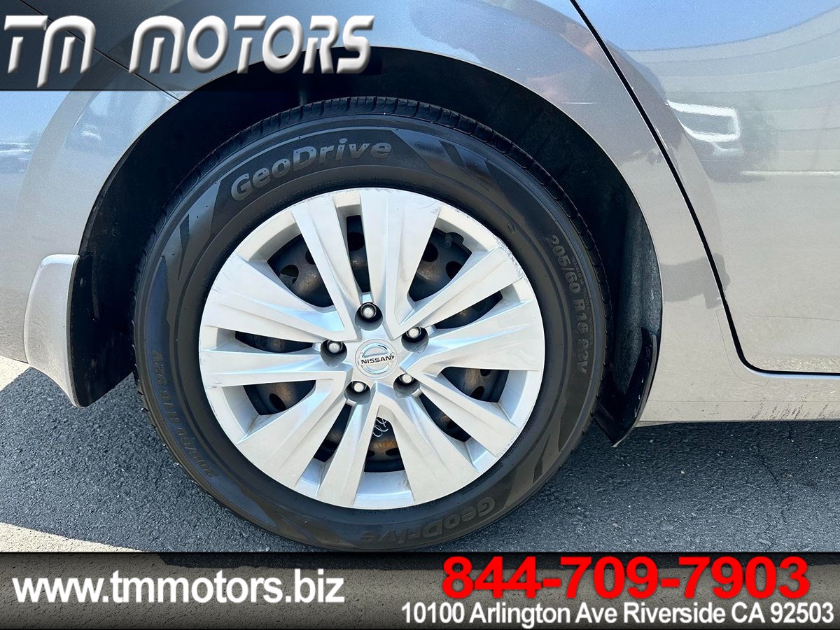 2021 Nissan Sentra S photo 10